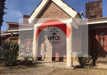 CASA EN VENTA A REFACCIONAR